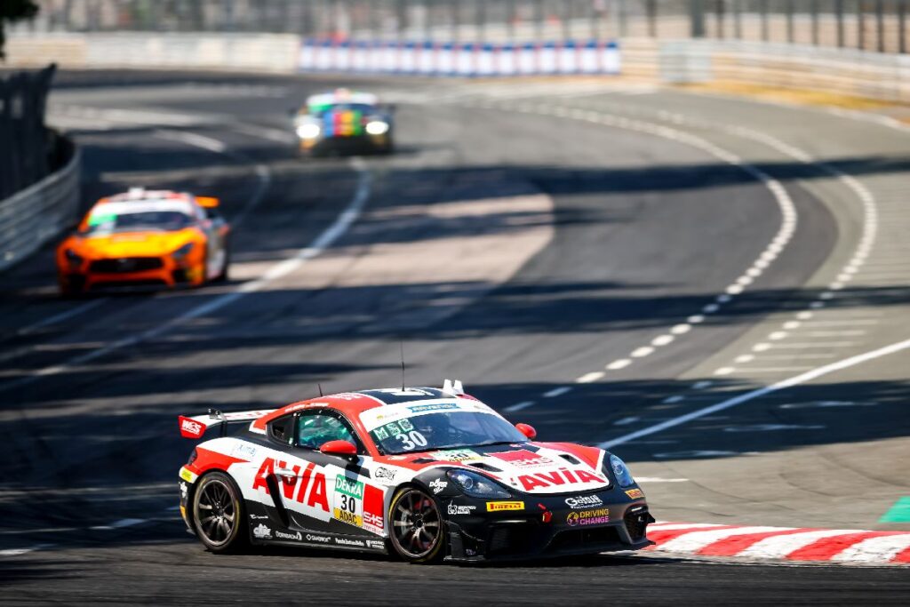 Гонка ADAC GT4 Germany на міській трасі Norisring